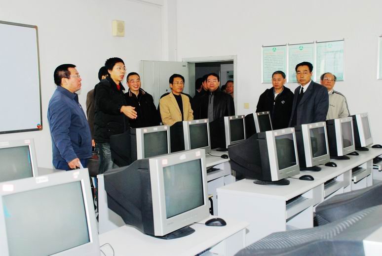 听取开云游戏机app下载帮助中心领导