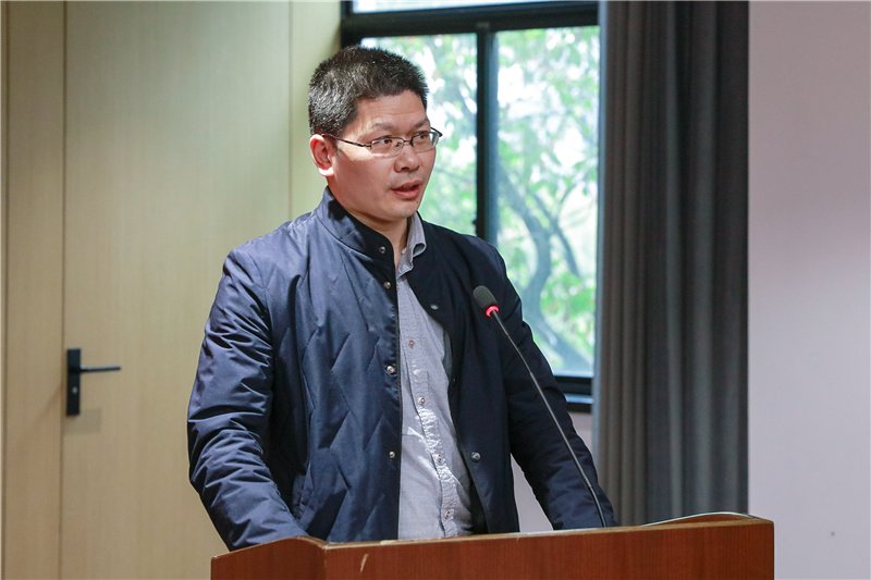 可结合站内栏目与相关篇目对照查看