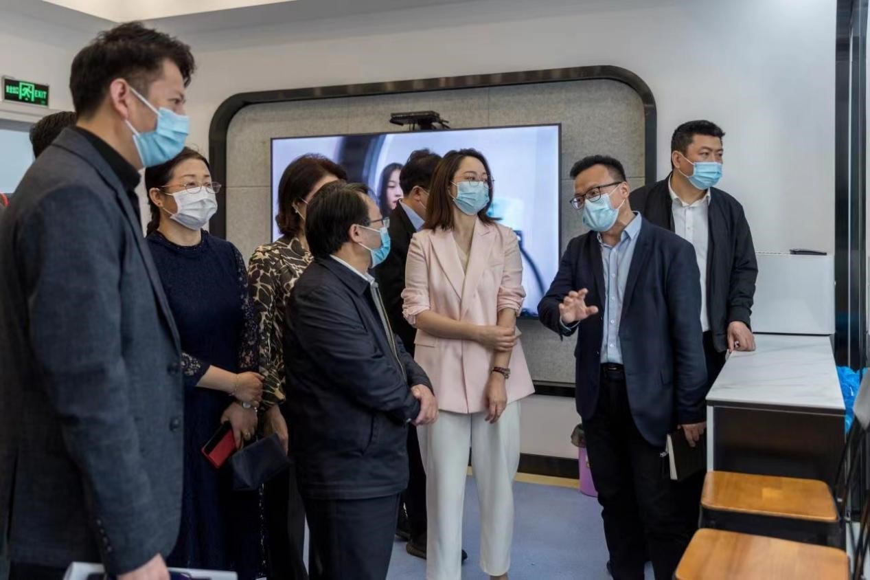 视频创推两个职业岗位
