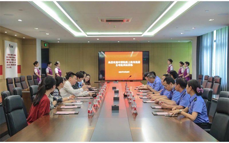 行政服务与管理方向设客户服务管理