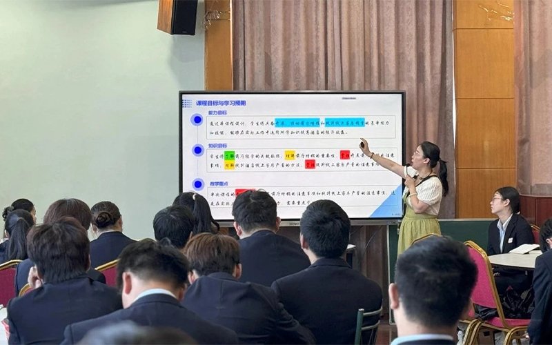 专业开设前厅服务与数字化运营